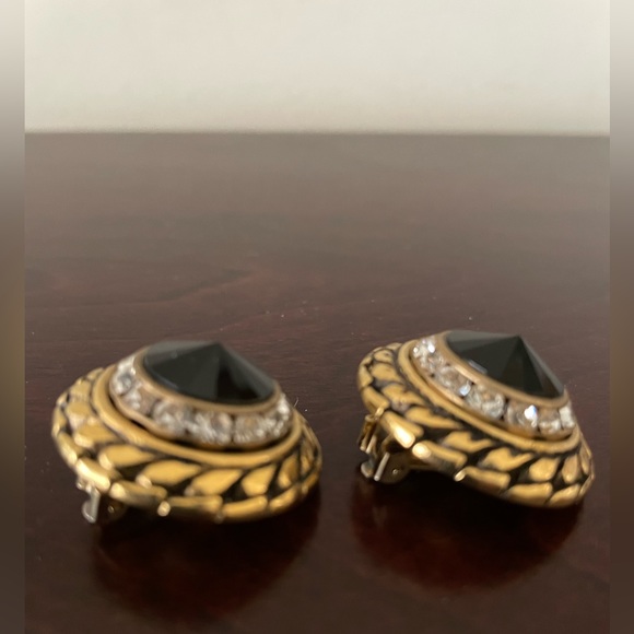 🎉HOST PICK🎉Vintage 90’s Swarovski earrings - Picture 5 of 6